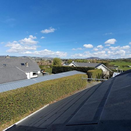 Quiet 2-Bedroom Buncrana Home المظهر الخارجي الصورة